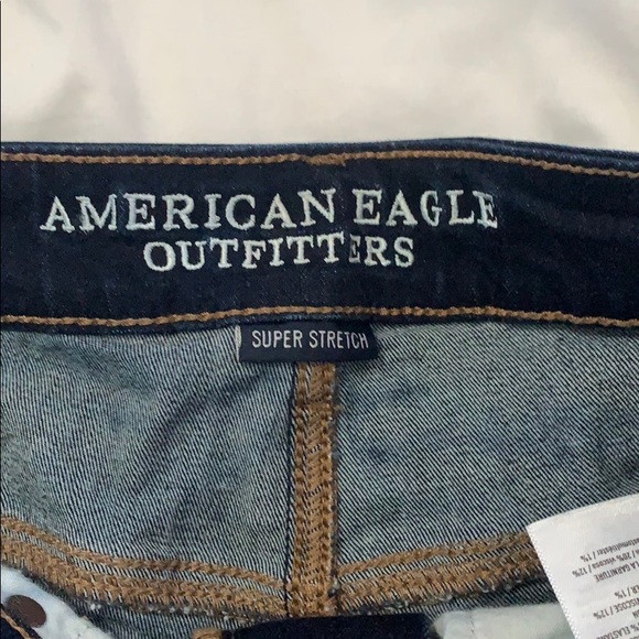 American Eagle Dark Washed Jean Shorts - Picture 3 of 3